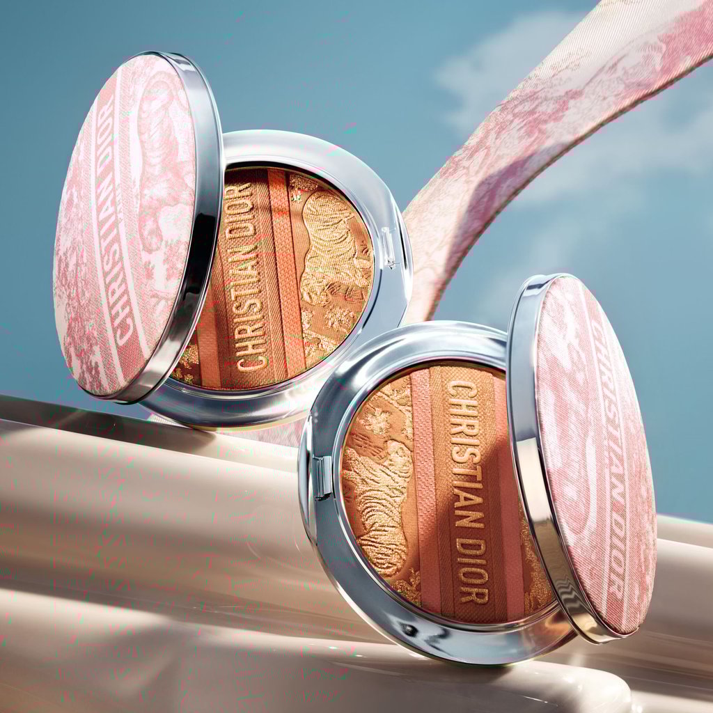 Edição limitada da Dior para sempre bronzeador de brilho de bronze para sempre. Foto: folheto