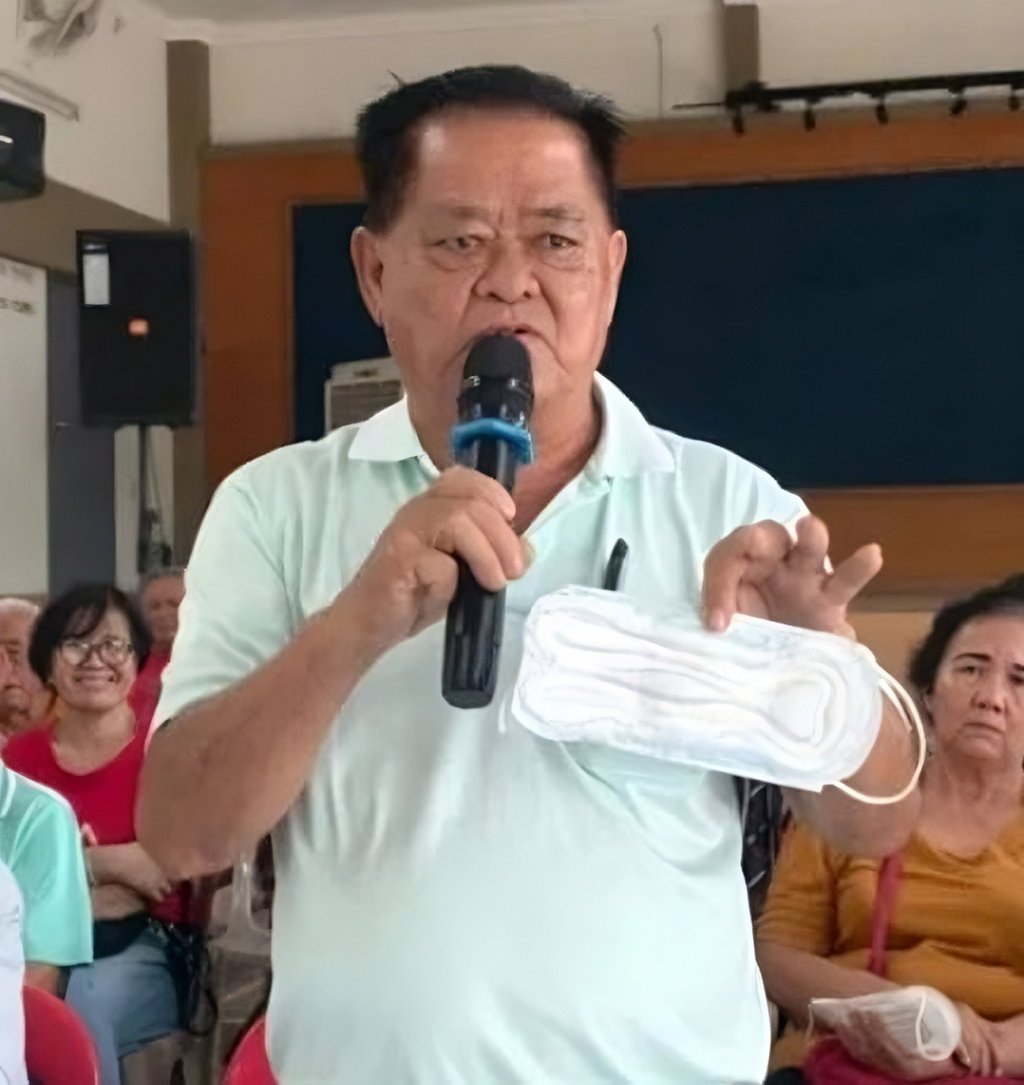 A member of the Democratic Action Party (DAP) in Negeri Sembilan, Malaysia, holds a sanitary pad at Sunday’s protest. Photo: Facebook A member of the Democratic Action Party (DAP) in Negeri Sembilan, Malaysia, holds a sanitary pad at Sunday’s protest. Photo: Facebook