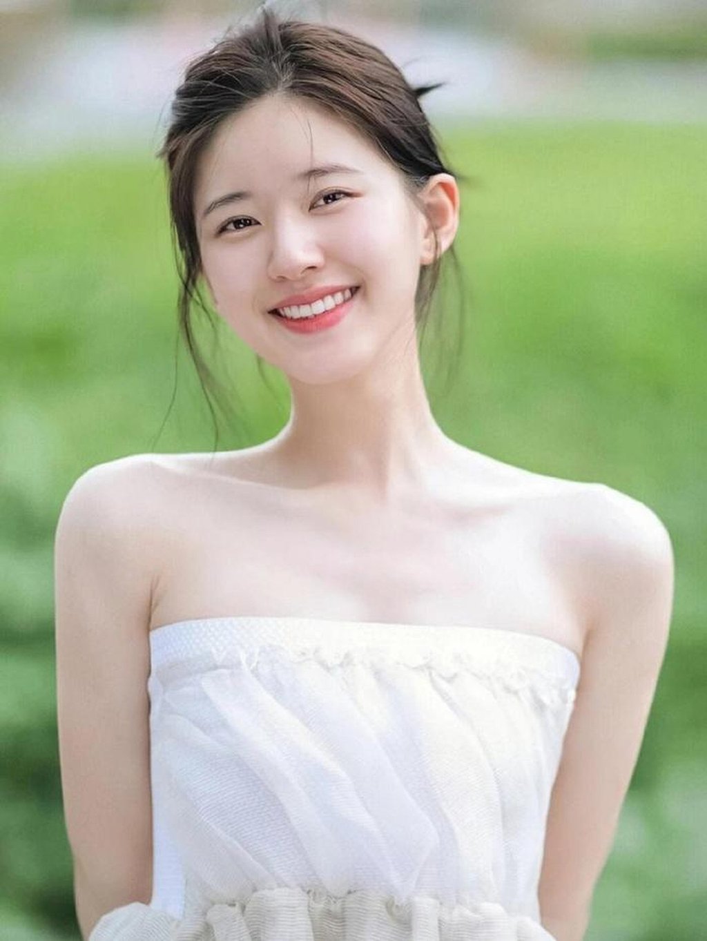 Actress Zhao Lusi has been dubbed one of China’s “top flowers born after 1995”. Photo: Sina