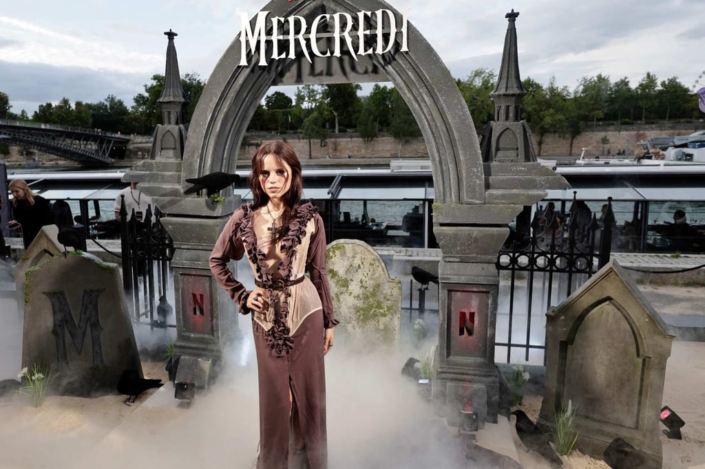 Jenna Ortega wore Vivienne Westwood for her press appearance in Paris on July 31. Photo: AFP