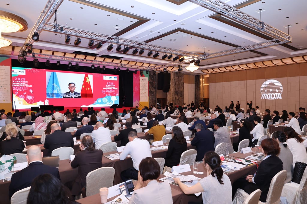 Qin Changwei, secretary general of the Chinese National Commission for Unesco, gives a welcome speech at the forum. Qin Changwei, secretary general of the Chinese National Commission for Unesco, gives a welcome speech at the forum.