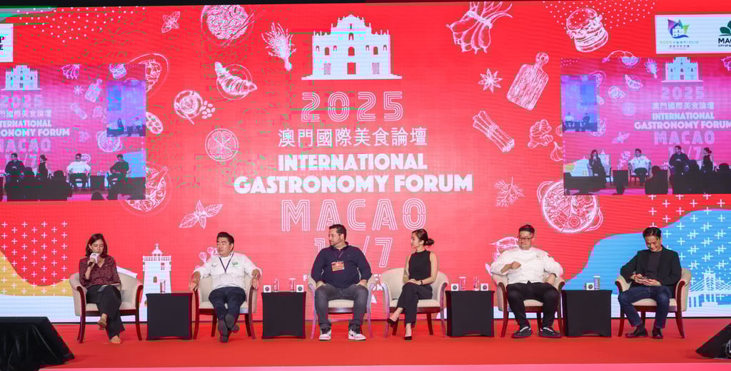 (From left) Cat Nelson, editor of PostMag, moderates a panel titled “Spice as a Bridge: Celebrating Cultural Fusion and Communities” with Raymond Vong, chef and owner of Henri’s Gallery in Macau, Ricardo Chaneton, executive chef and co-owner of Mono in Hong Kong, Shelley Tai, founder of Mius Hong Kong, Jun Kim, executive sous chef at The Londoner Macao, and Norihisa Maeda, executive chef of Sushi Kissho by Miyakawa and Teppanyaki Shou at Galaxy Macau. (From left) Cat Nelson, editor of PostMag, moderates a panel titled “Spice as a Bridge: Celebrating Cultural Fusion and Communities” with Raymond Vong, chef and owner of Henri’s Gallery in Macau, Ricardo Chaneton, executive chef and co-owner of Mono in Hong Kong, Shelley Tai, founder of Mius Hong Kong, Jun Kim, executive sous chef at The Londoner Macao, and Norihisa Maeda, executive chef of Sushi Kissho by Miyakawa and Teppanyaki Shou at Galaxy Macau.