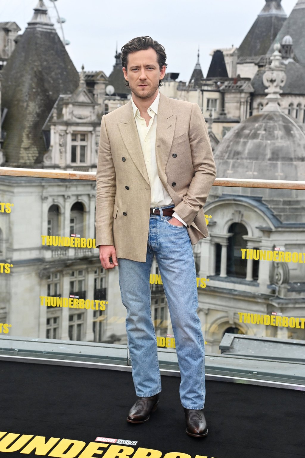 Lewis Pullman looks good in smart-casual. Photo: WireImage