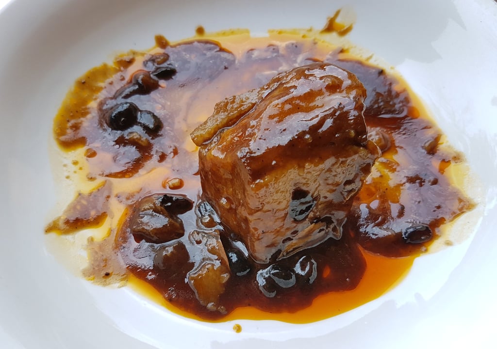 “Humba” is a caramelised version of the popular Filipino dish, “adobo”. Photo: Wikipedia “Humba” is a caramelised version of the popular Filipino dish, “adobo”. Photo: Wikipedia