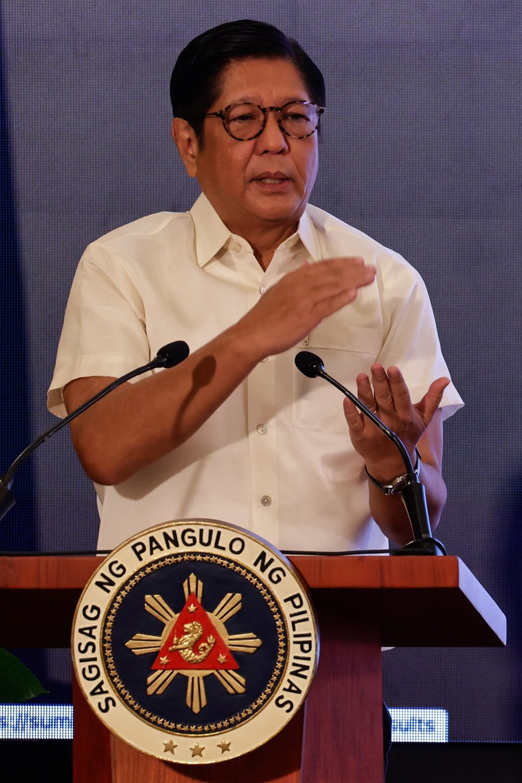 Philippine President Ferdinand Marcos Jnr holds a press conference on flood control projects earlier this month. He called such projects “moneymaking rackets”. Photo: EPA Philippine President Ferdinand Marcos Jnr holds a press conference on flood control projects earlier this month. He called such projects “moneymaking rackets”. Photo: EPA