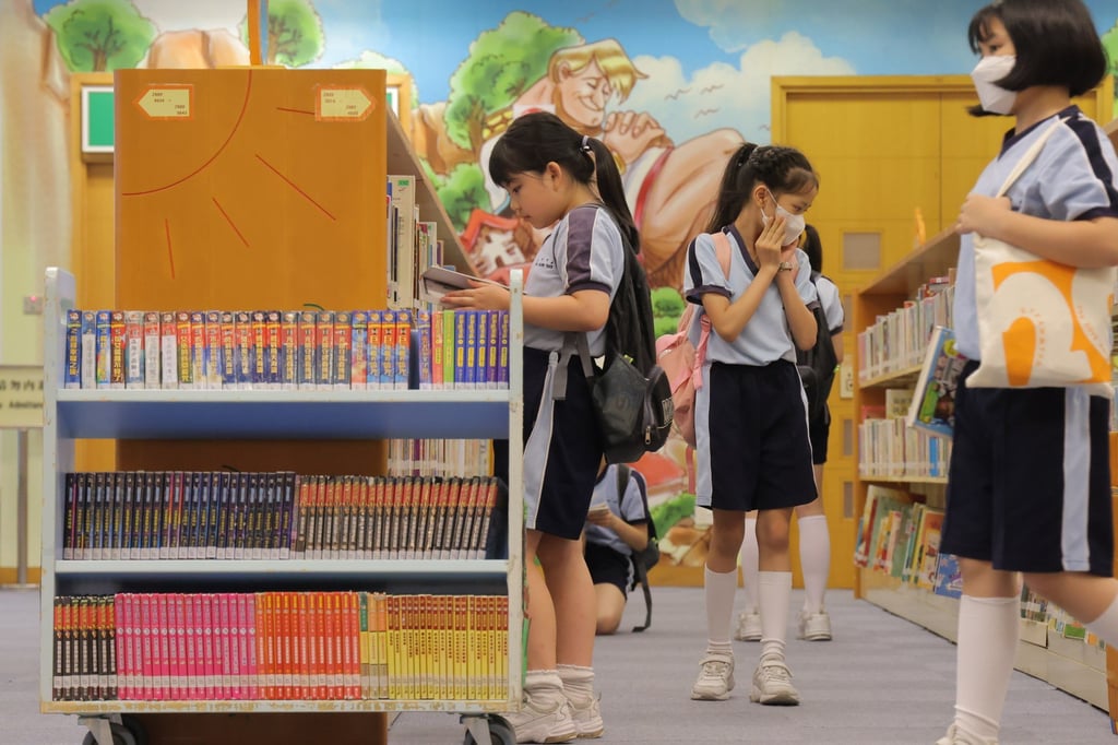 Children browse books at the Hong Kong Central Library in Tin Hau. Photo: Jelly Tse Children browse books at the Hong Kong Central Library in Tin Hau. Photo: Jelly Tse