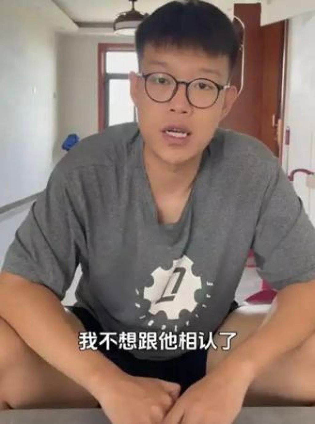 During a heated dispute over living expenses, Runze, above, pushed Jiang and choked him, shouting: “You are not my father.” Photo: Weibo During a heated dispute over living expenses, Runze, above, pushed Jiang and choked him, shouting: “You are not my father.” Photo: Weibo