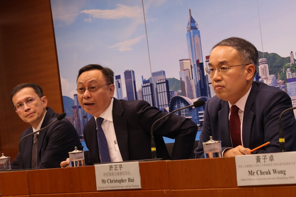 (Left to Right) Frankie Fung, Principal Assistant Secretary (Project Capability and Strategy), Development Bureau; Darryl Chan, Deputy Chief Executive of the Hong Kong Monetary Authority and Christopher Hui, Secretary for Financial Services and the Treasury, during the press conference to launch the 10th batch of Silver Bonds at Harbour Building in Central on August 29, 2025. Photo: Jelly Tse (Left to Right) Frankie Fung, Principal Assistant Secretary (Project Capability and Strategy), Development Bureau; Darryl Chan, Deputy Chief Executive of the Hong Kong Monetary Authority and Christopher Hui, Secretary for Financial Services and the Treasury, during the press conference to launch the 10th batch of Silver Bonds at Harbour Building in Central on August 29, 2025. Photo: Jelly Tse