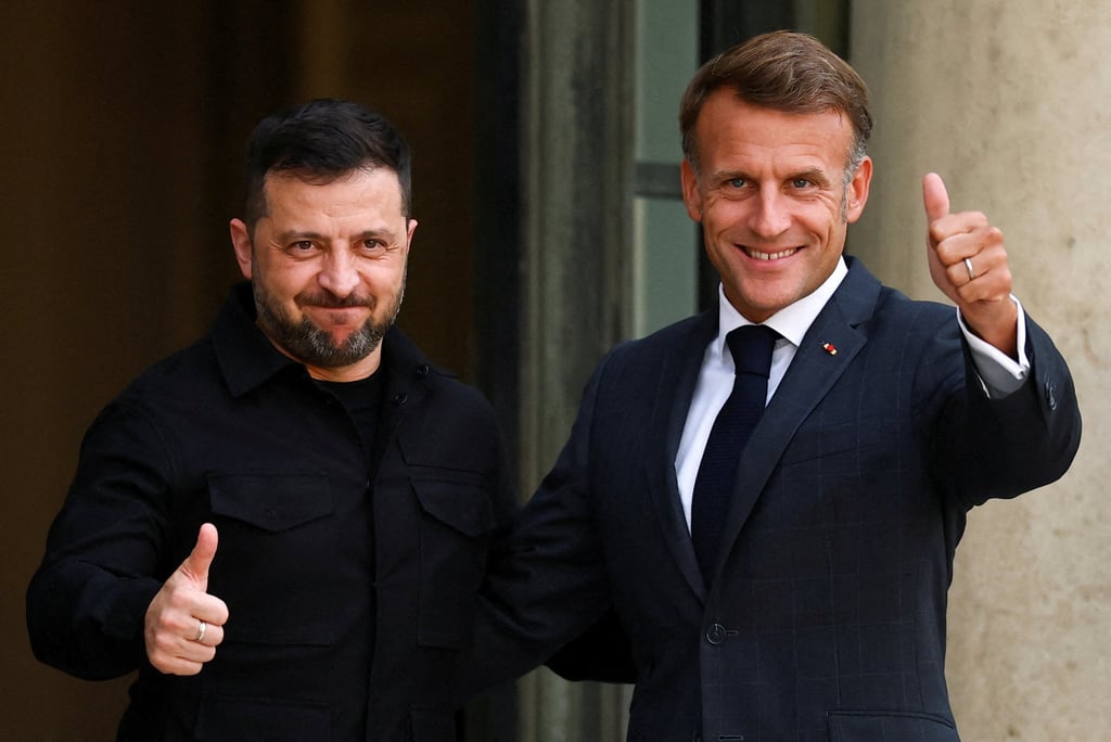 Ukraine’s President Volodymyr Zelensky and French President Emmanuel Macron in Paris on Thursday. Photo: Reuters