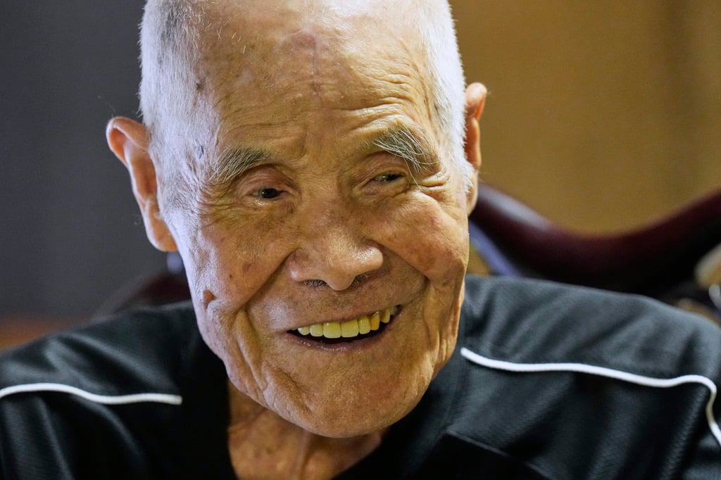 Oldest person climb Mount Fuji