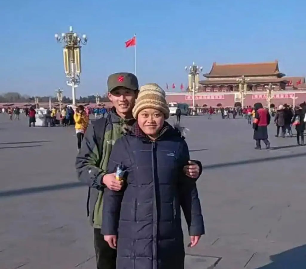 Their lives were happy with a daughter, but were turned upside down in 2013 when Zhang was diagnosed with a severe eye disease. Photo: Baidu Their lives were happy with a daughter, but were turned upside down in 2013 when Zhang was diagnosed with a severe eye disease. Photo: Baidu