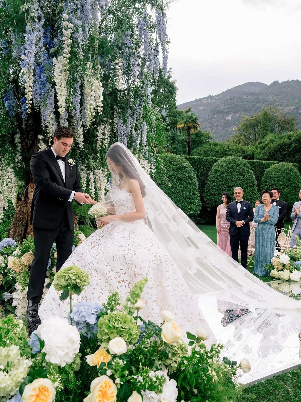 Becca Bloom and David Pownall’s Italian wedding reportedly cost US$6.25 million. Photo: @beccaxbloom/Instagram