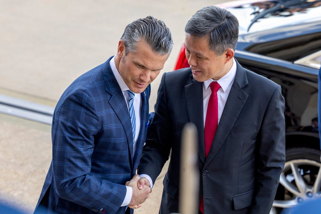 US Secretary of War Pete Hegseth welcomes his Singaporean counterpart Chan Chun Sing at the Pentagon in Arlington on Tuesday. Photo: EPA US Secretary of War Pete Hegseth welcomes his Singaporean counterpart Chan Chun Sing at the Pentagon in Arlington on Tuesday. Photo: EPA