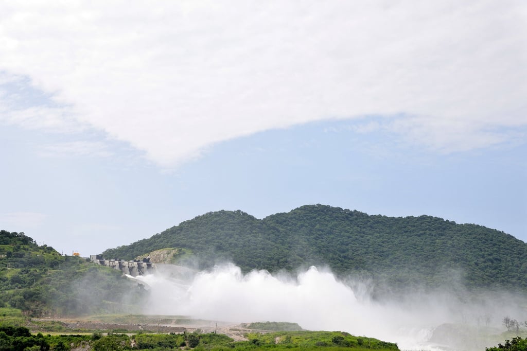 Water splashes next the dam, built along the Blue Nile. Photo: Reuters