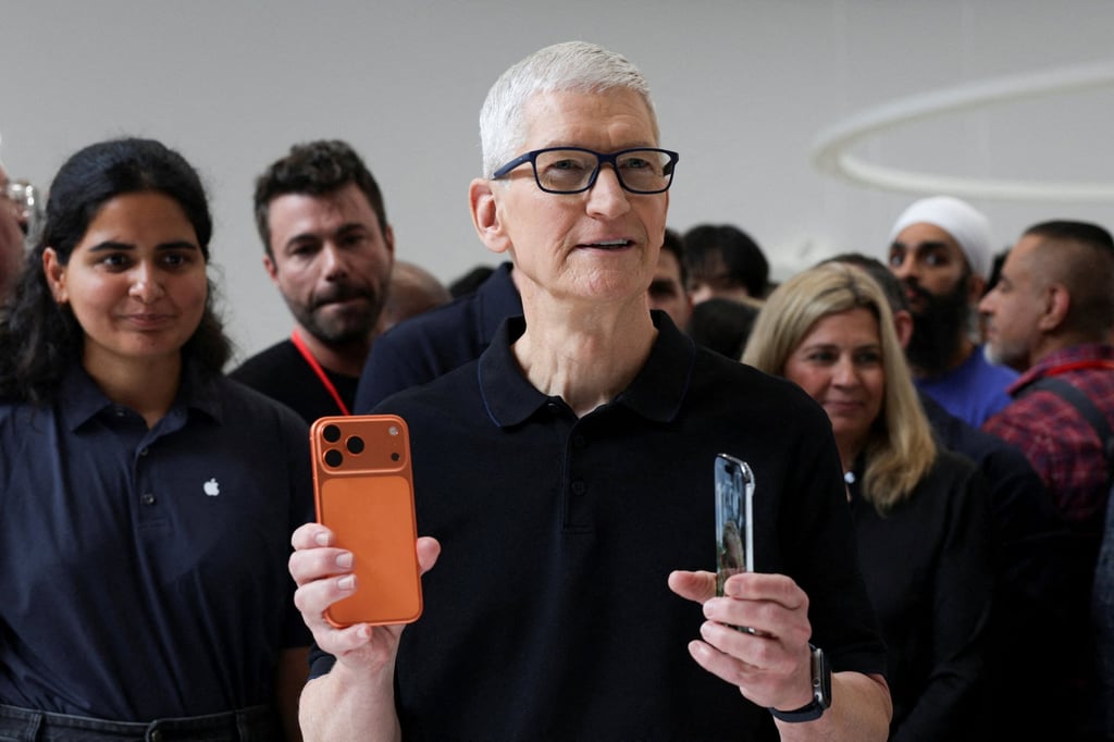 Apple’s new iPhone series sparks lively debate among Chinese fans amid