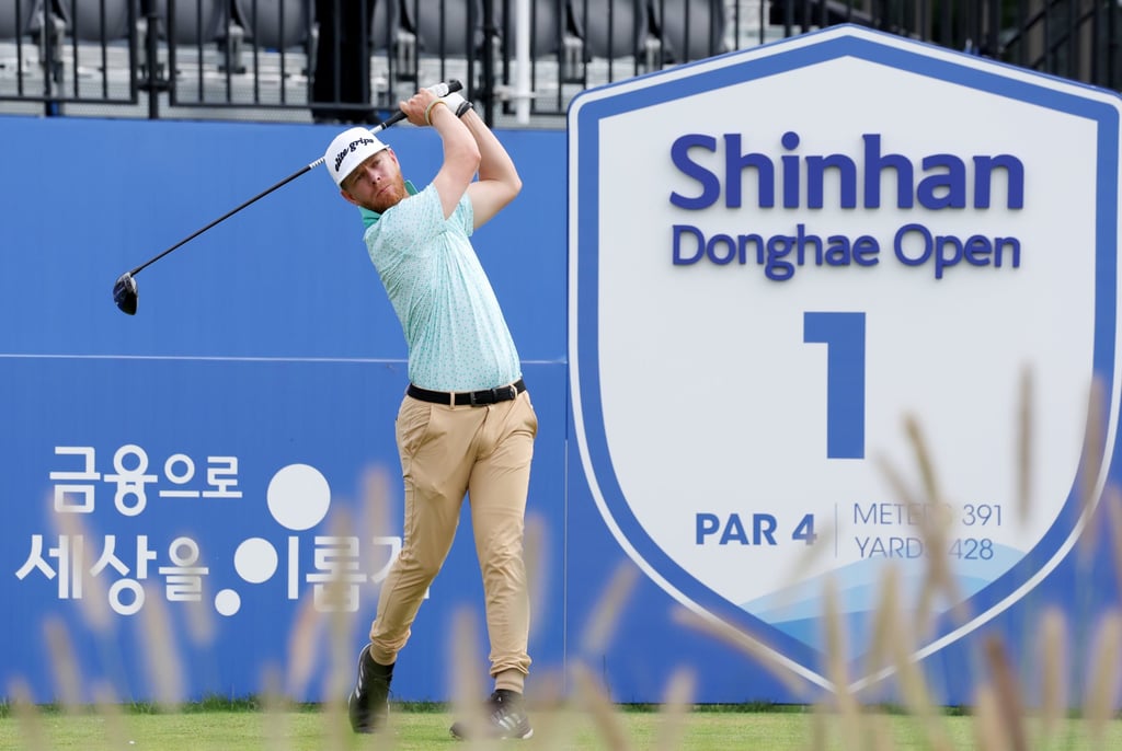 Scott Vincent is only a shot back in second. Photo: Korean PGA Tour. Scott Vincent is only a shot back in second. Photo: Korean PGA Tour.
