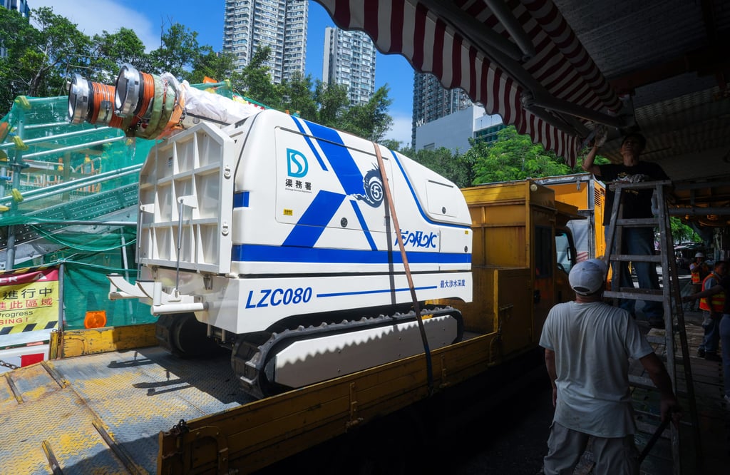 The government has moved a robotic “water-pumping dragon” to Lei Yue Mun, in preparation for Super Typhoon Ragasa. Photo: Sam Tsang