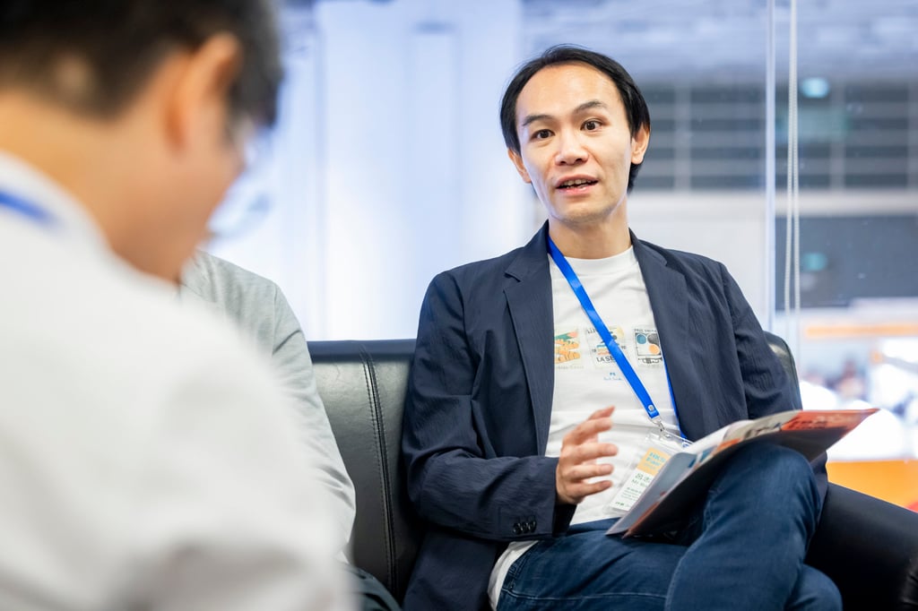 Robert Lui encouraged students to look beyond the lab bench and workshop. “Hong Kong is a regional innovation hub where promising ideas attract capital for further development. We urged students to consider how to commercialise their inventions and attract investors – an effort that requires rigorous testing at every stage.” Photo: Handout