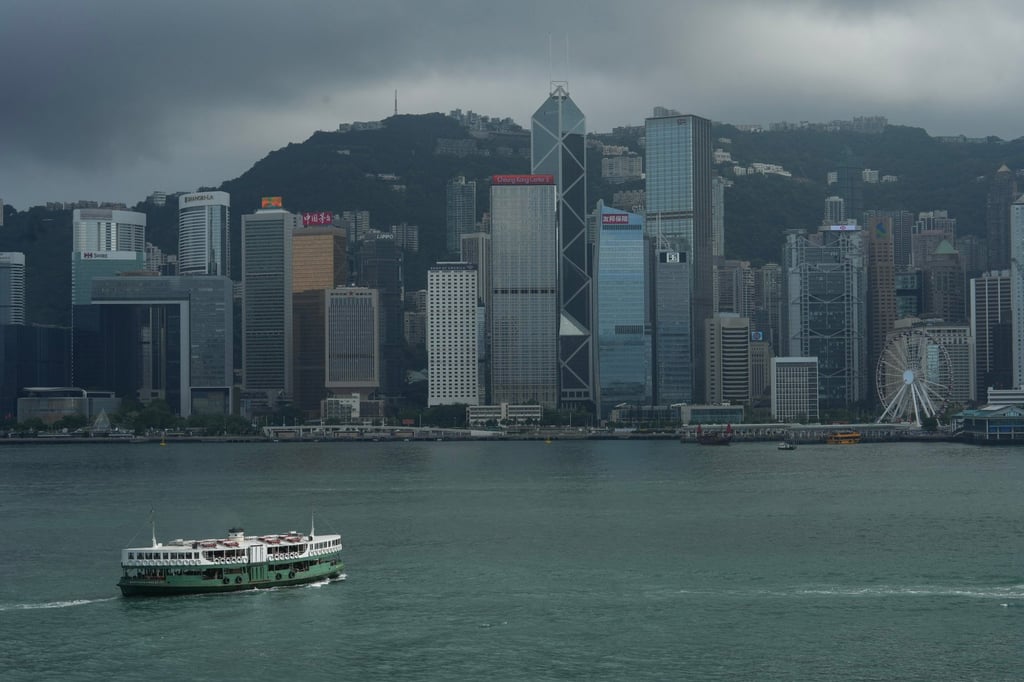 Office rents in Hong Kong declined 0.2 per cent month on month in August, the smallest decrease this year. Photo: Sun Yeung Office rents in Hong Kong declined 0.2 per cent month on month in August, the smallest decrease this year. Photo: Sun Yeung