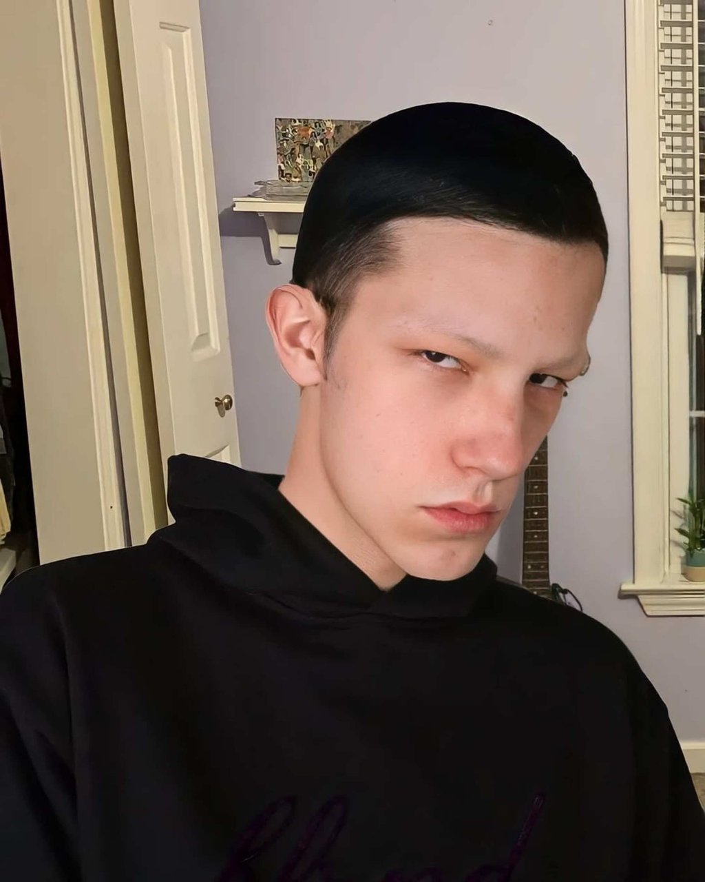 Loïk Gomez, husband to new Gucci creative director Demna, has been revealed as Gucci’s new music director. Photo: @worldofbfrnd/Instagram Loïk Gomez, husband to new Gucci creative director Demna, has been revealed as Gucci’s new music director. Photo: @worldofbfrnd/Instagram