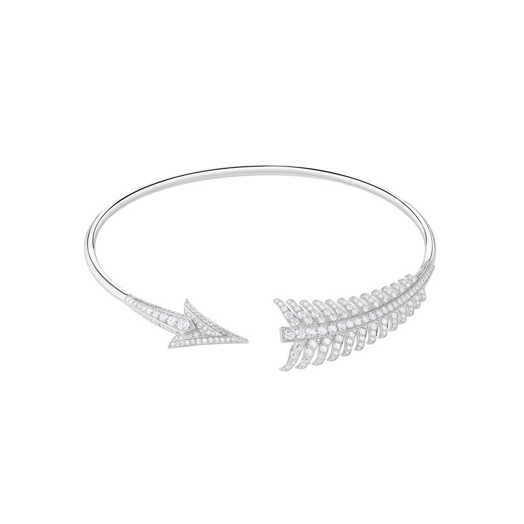 Flèche choker, white gold set with pavé diamonds. Photo: Handout