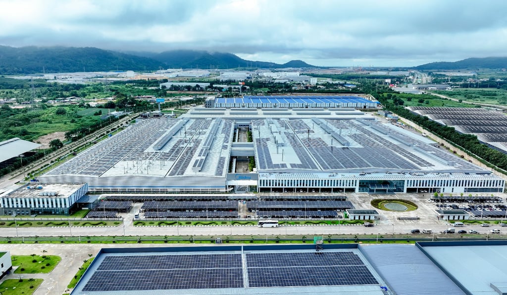 Midea’s production facility in Chonburi, Thailand, has been awarded a certification by the World Economic Forum as a “Global Lighthouse Network” factory because of its use of advanced technology to improve operational efficiency and sustainability. Midea’s production facility in Chonburi, Thailand, has been awarded a certification by the World Economic Forum as a “Global Lighthouse Network” factory because of its use of advanced technology to improve operational efficiency and sustainability.