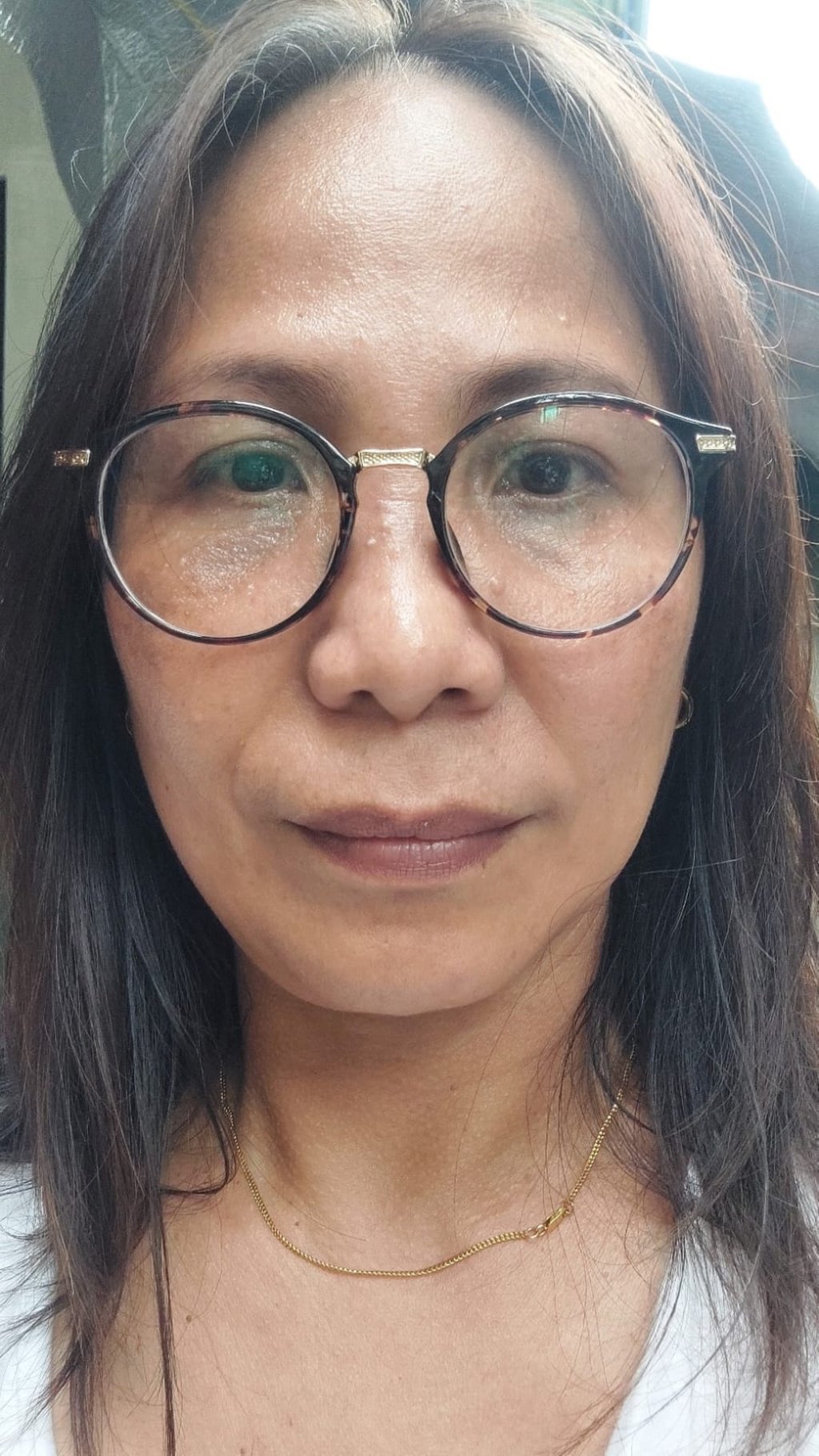 在台灣一家汽車零件廠工作的菲律賓女性艾薇·森特納（Ivy Centena）質疑美國是否會在台灣遭受襲擊時出手相助。圖片：艾薇·森特納