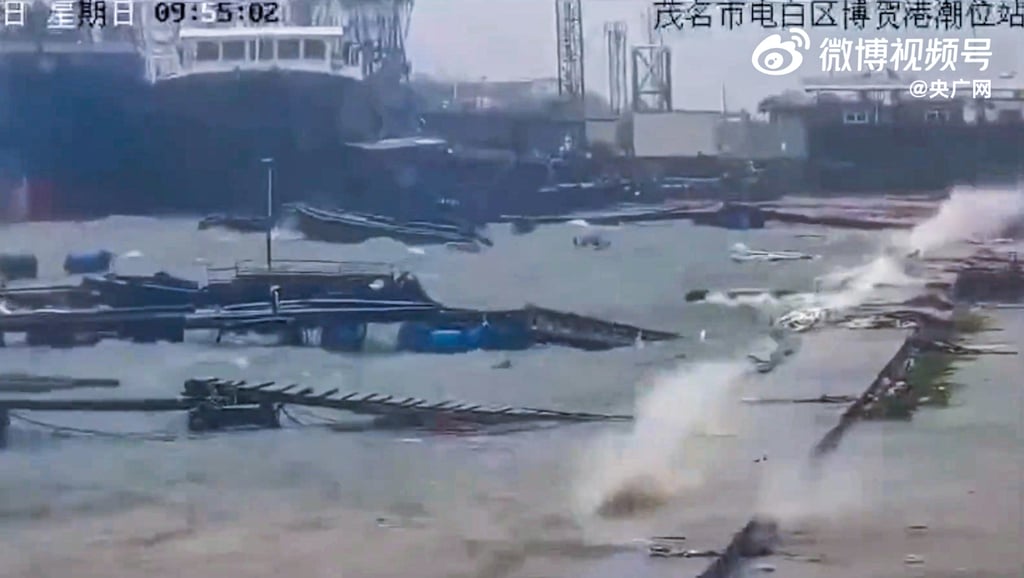 An image of the coastal city of Maoming in Guangdong province ahead of Typhoon Matmo’s arrival. Photo: CCTV