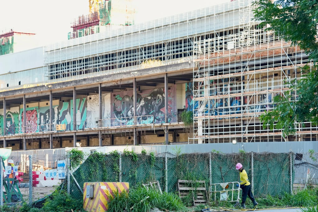 The department has stepped up inspections at the Siu Lam site and the two other light public housing projects in Tuen Mun and Chai Wan. Photo: Karma Lo