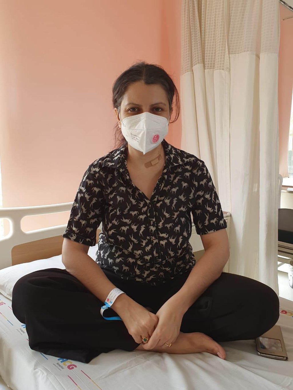 Pathak awaits her first chemotherapy treatment after being diagnosed with breast cancer in June 2021. Photo: Aarti Pathak Pathak awaits her first chemotherapy treatment after being diagnosed with breast cancer in June 2021. Photo: Aarti Pathak