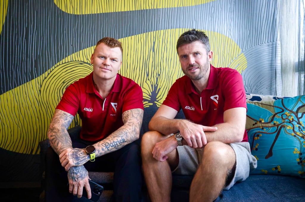 John Arne Riise (left) and Michael Carrick. Photo: Jonathan Wong John Arne Riise (left) and Michael Carrick. Photo: Jonathan Wong