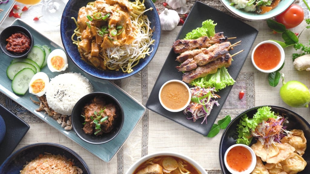 Malaysian food is loved for its flavour, but oversized portions and a lack of vegetables are making many meals unbalanced and unhealthy. Malaysian food is loved for its flavour, but oversized portions and a lack of vegetables are making many meals unbalanced and unhealthy.