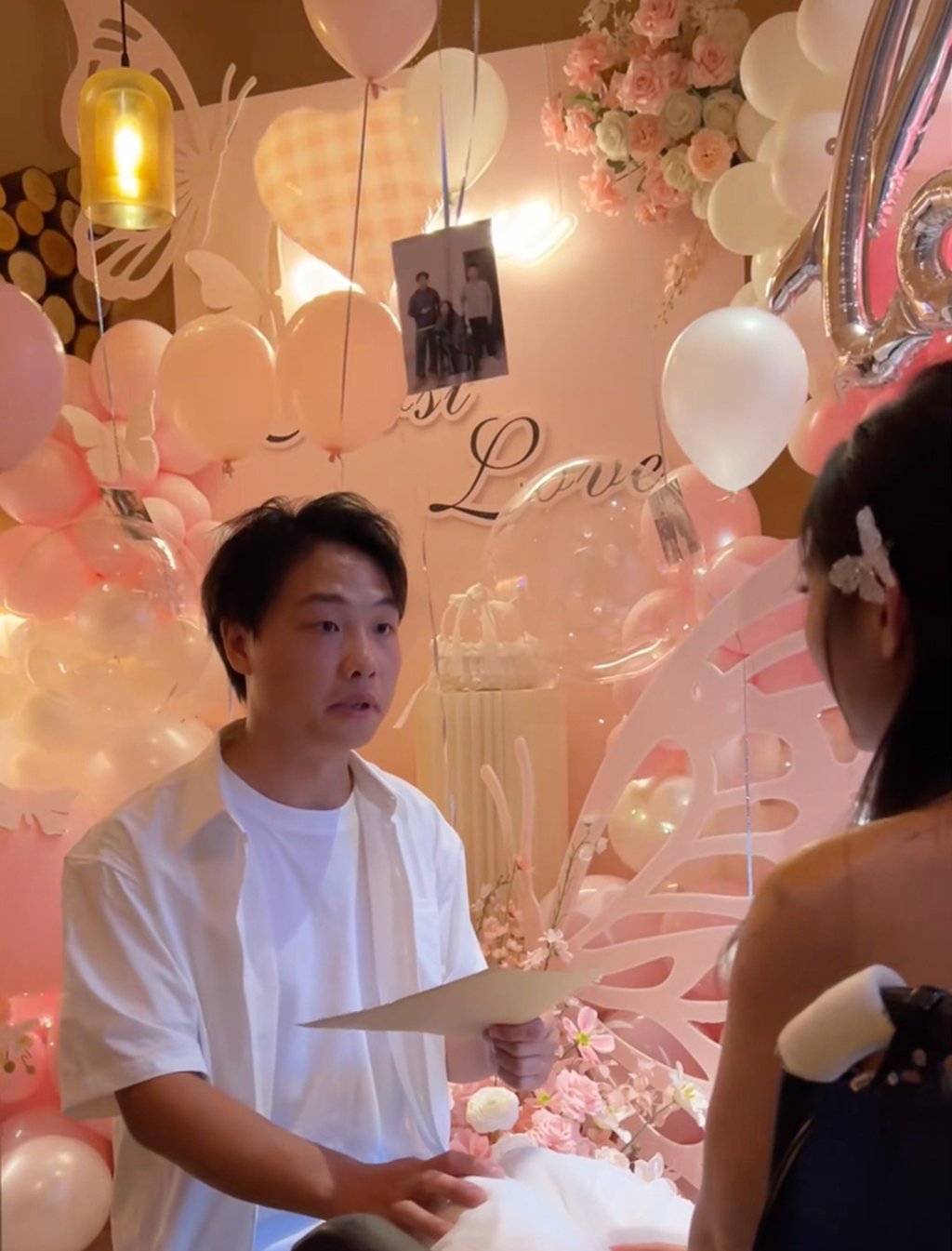 Fusheng confessed his love to his ex-girlfriend, Cheng Aixiao, in their hometown in Fujian province, eastern China, and quickly captured widespread attention online. Photo: Douyin Fusheng confessed his love to his ex-girlfriend, Cheng Aixiao, in their hometown in Fujian province, eastern China, and quickly captured widespread attention online. Photo: Douyin