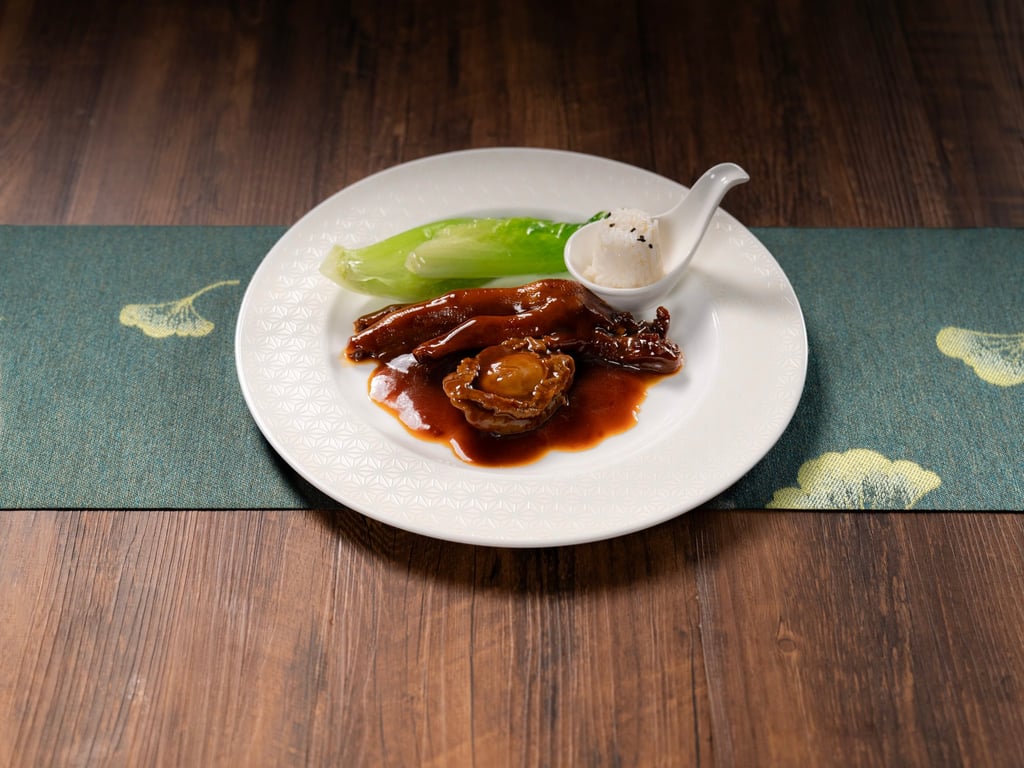 Braised abalone with goose web from Forum in Causeway Bay. Photo: Forum