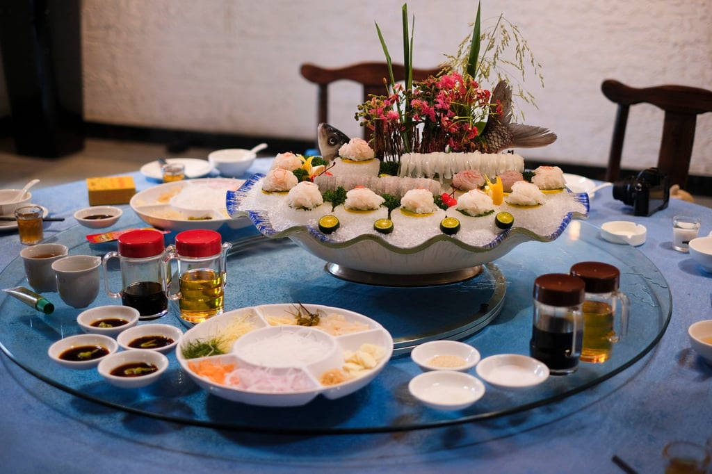 A sashimi platter at Jiang Shun Seafood Restaurant. Photo: Hei-kiu Au Un plateau de sashimis au restaurant de fruits de mer Jiang Shun. Photo : Hei-kiu Au