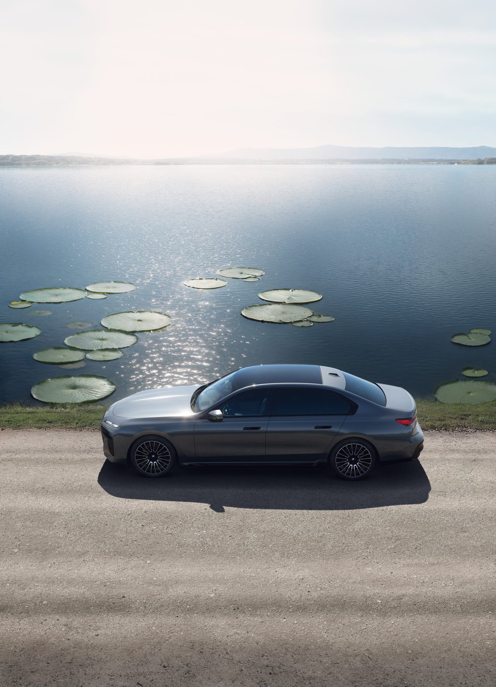The BMW i7’s performance is impressive, reaching 100km/h in 5.5 seconds while having a range of as much as 611 kilometres. Photo: Handout The BMW i7’s performance is impressive, reaching 100km/h in 5.5 seconds while having a range of as much as 611 kilometres. Photo: Handout
