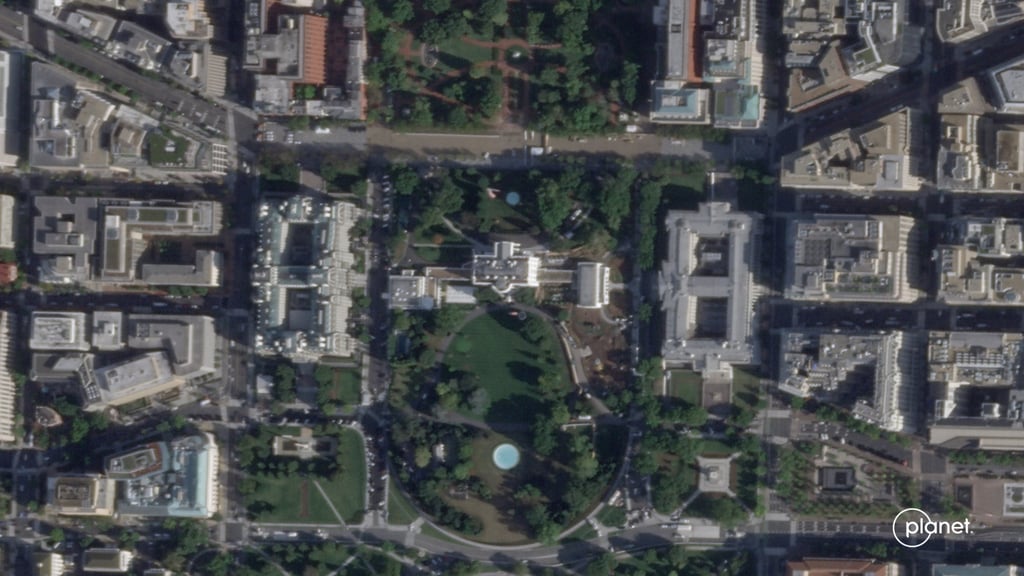 The White House on September 26 with the East Wing intact before demolition began. Photo: Planet Labs PBC via AP The White House on September 26 with the East Wing intact before demolition began. Photo: Planet Labs PBC via AP