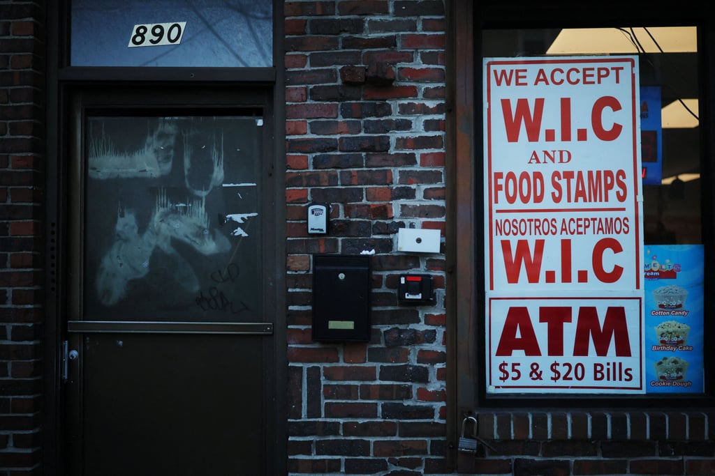 A sign advertises that food stamps are accepted at a convenience store in Chelsea, Massachusetts. Tens of millions of Americans might not get food stamps and other food aid in November because of the government shutdown. Photo: Reuters A sign advertises that food stamps are accepted at a convenience store in Chelsea, Massachusetts. Tens of millions of Americans might not get food stamps and other food aid in November because of the government shutdown. Photo: Reuters
