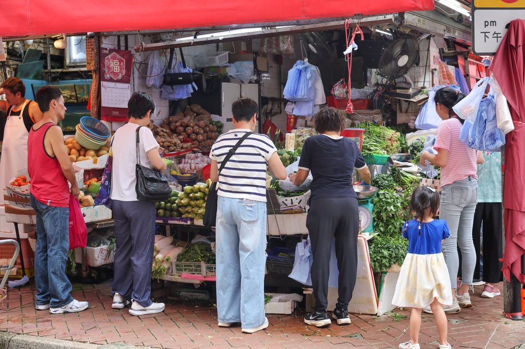 A fruit stall at the Bowrington Road Market in Causeway Bay on July 19, 2025. Photo: Dickson LEE