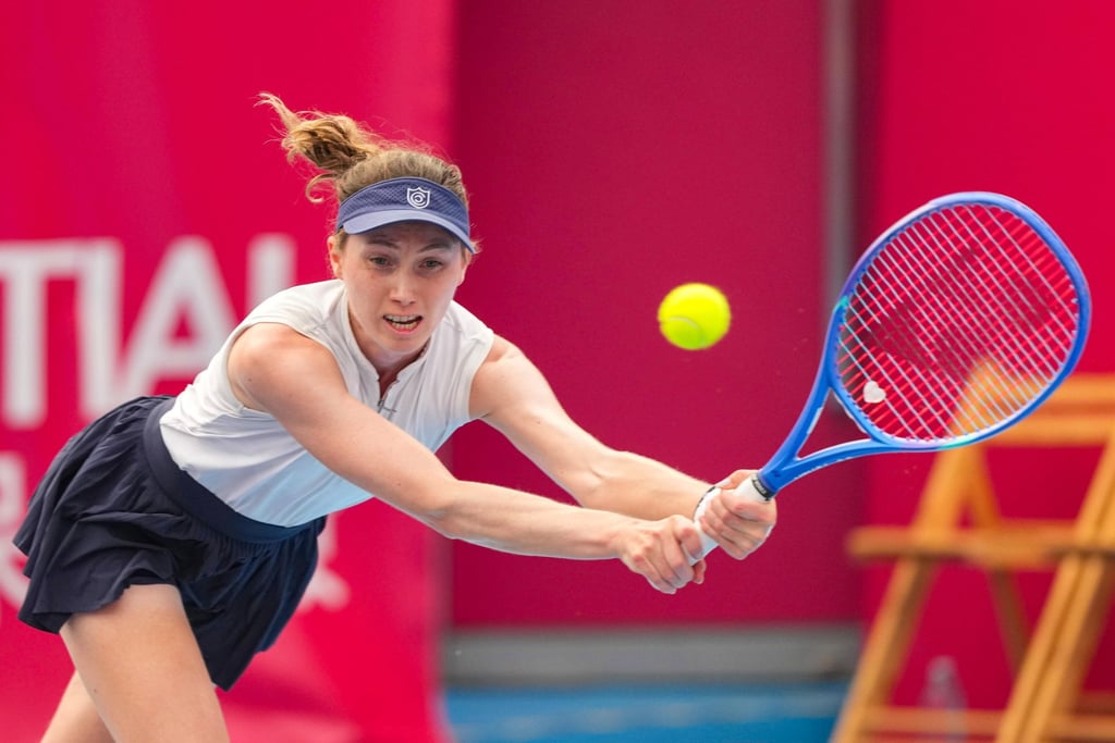Cristina Bucsa tries to make a return during her final against Victoria Mboko. Photo: Karma Lo