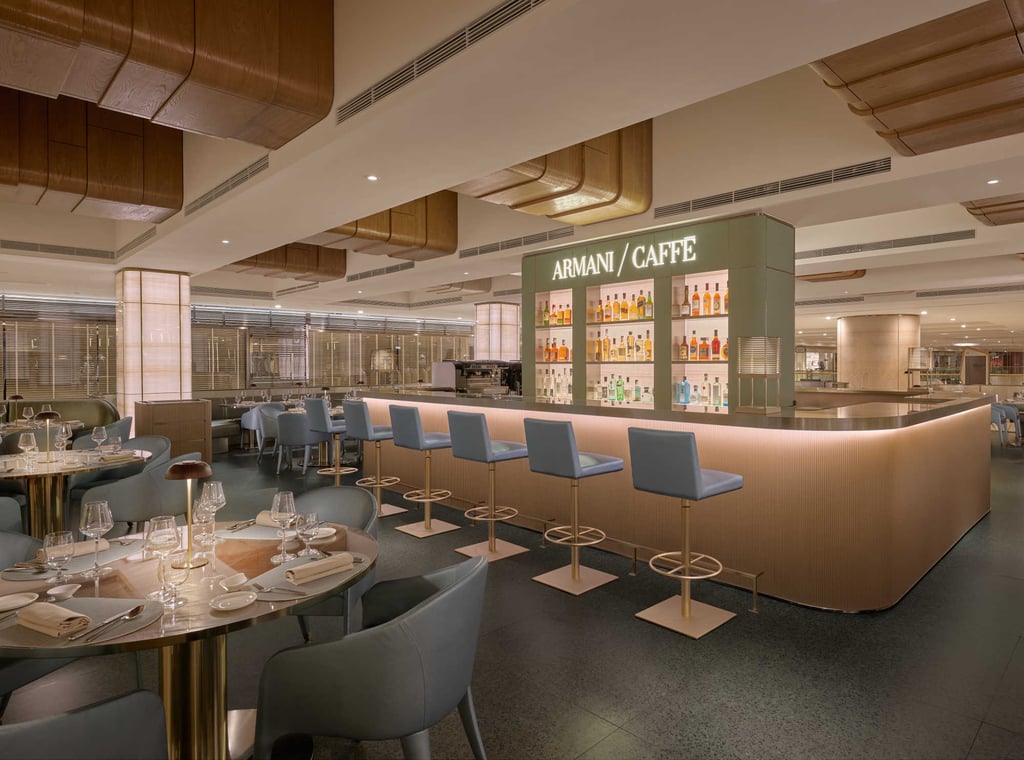 The rectangular bar at Armani/Caffè. Photo: Handout