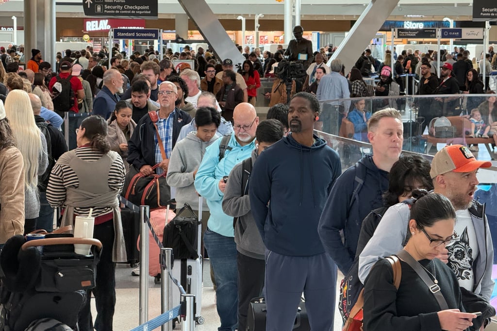 Travellers wait in long security queues at George Bush Intercontinental Airport in Houston, Texas, on Monday. Photo: AP
