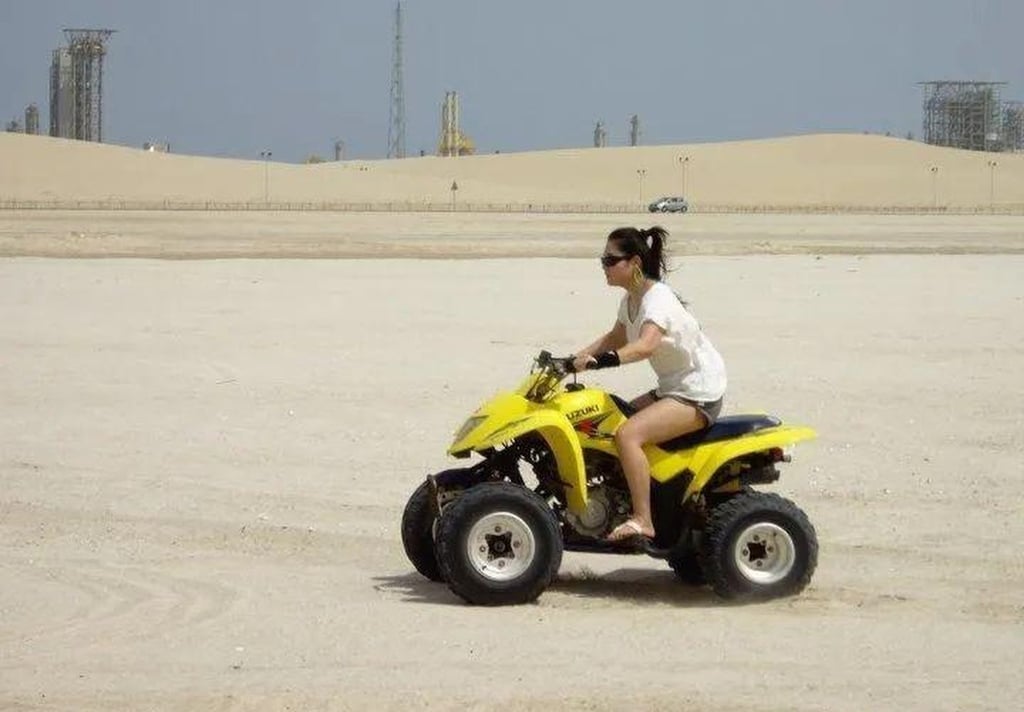 Her sister, a flight attendant with Qatar Airways, has established her home in Qatar, leading Meat Sister to visit the Middle East often to reconnect with her sister and brother-in-law. Photo: Baidu Her sister, a flight attendant with Qatar Airways, has established her home in Qatar, leading Meat Sister to visit the Middle East often to reconnect with her sister and brother-in-law. Photo: Baidu