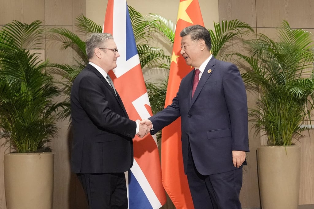 British Prime Minister Keir Starmer meets Chinese President Xi Jinping, at the Sheraton Hotel, as he attends the G20 summit in Rio de Janeiro, Brazil, on November 18, 2024. Photo: Reuters