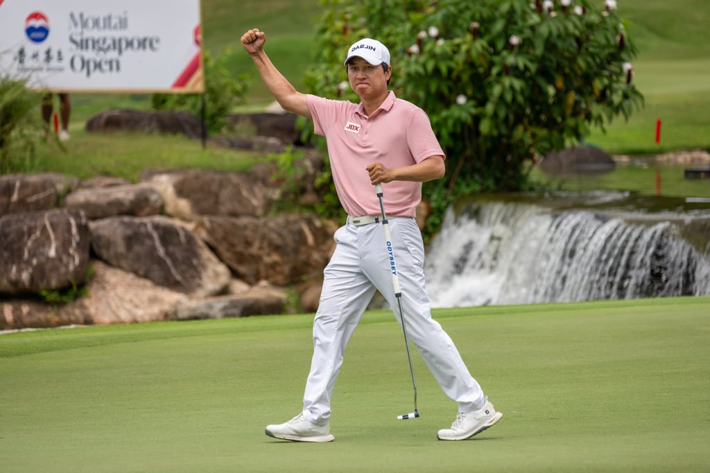 Wang Jeung-hun celebrates sinking a putt during round four in Singapore. Photo: Asian Tour Wang Jeung-hun celebrates sinking a putt during round four in Singapore. Photo: Asian Tour