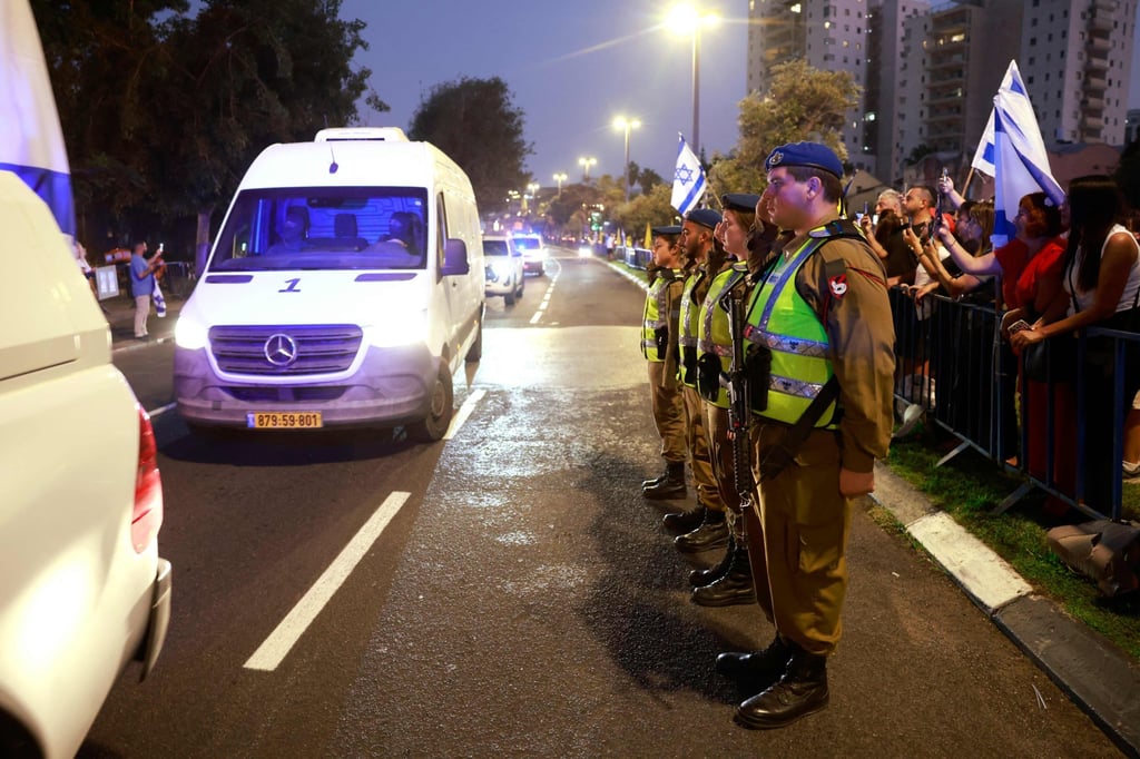 A van carrying Hadar Goldin’s remains arrives at the National Centre for Forensic Medicine in Tel Aviv. Photo: AFP A van carrying Hadar Goldin’s remains arrives at the National Centre for Forensic Medicine in Tel Aviv. Photo: AFP