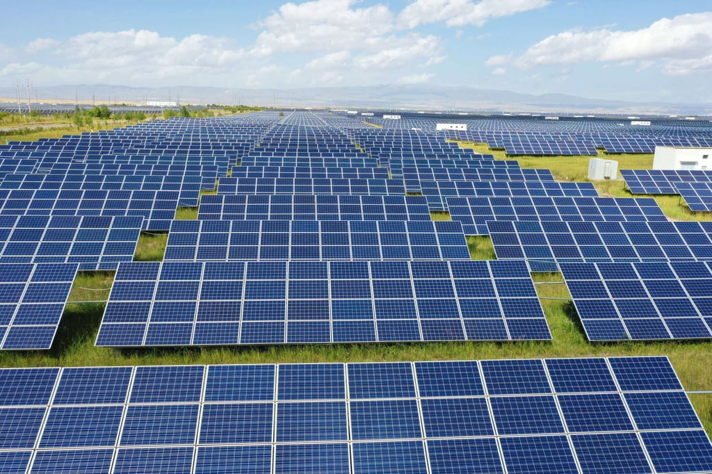 An aerial view of Talatan Solar Park in 2020 in Hainan, Qinghai province. Photo: TPG/Getty Images