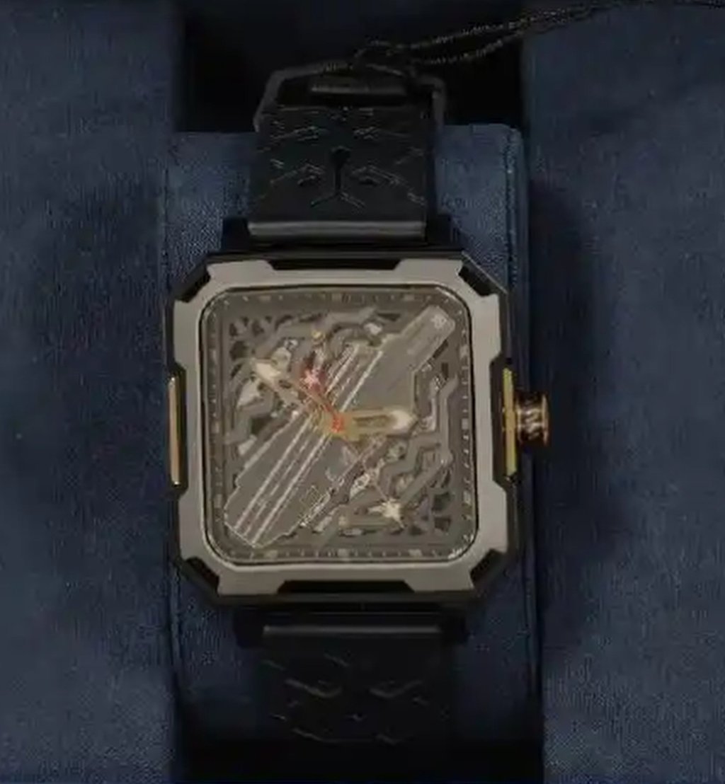 The commemorative watch which was presented to Chen by the China State Shipbuilding Corporation. Photo: Baidu The commemorative watch which was presented to Chen by the China State Shipbuilding Corporation. Photo: Baidu