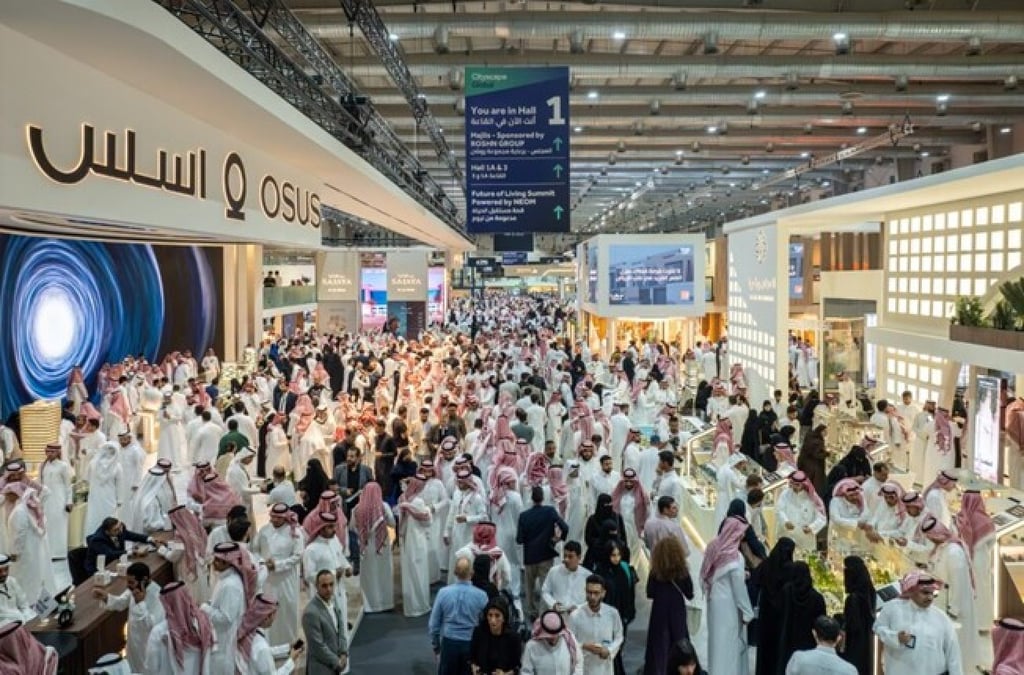 With landmark policy shifts and record-breaking interest, the kingdom is opening its doors to international real estate investors.