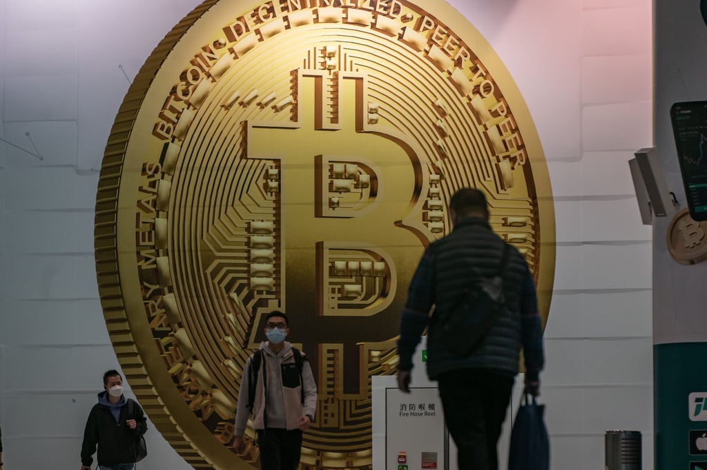 Cryptocurrencies can be tied to a traditional fiat currency to be used in lieu of the latter for payment. Photo: Getty Images